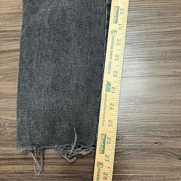 Free People sz 25 Faded Black high rise Jeans with raw hem - Picture 8 of 9